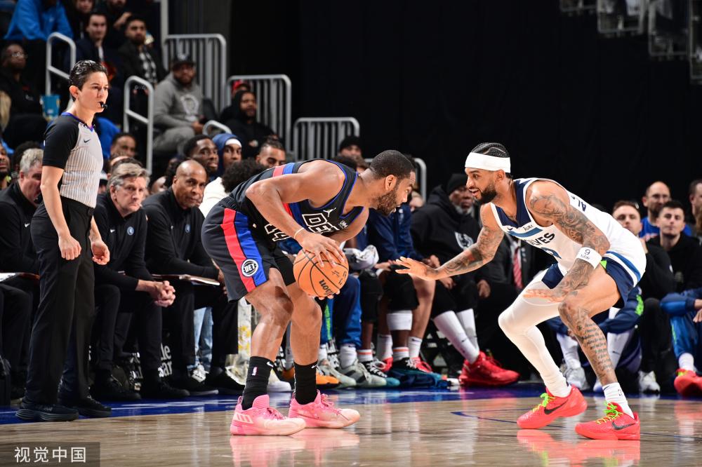 王岚嵚的突 王岚嵚的突