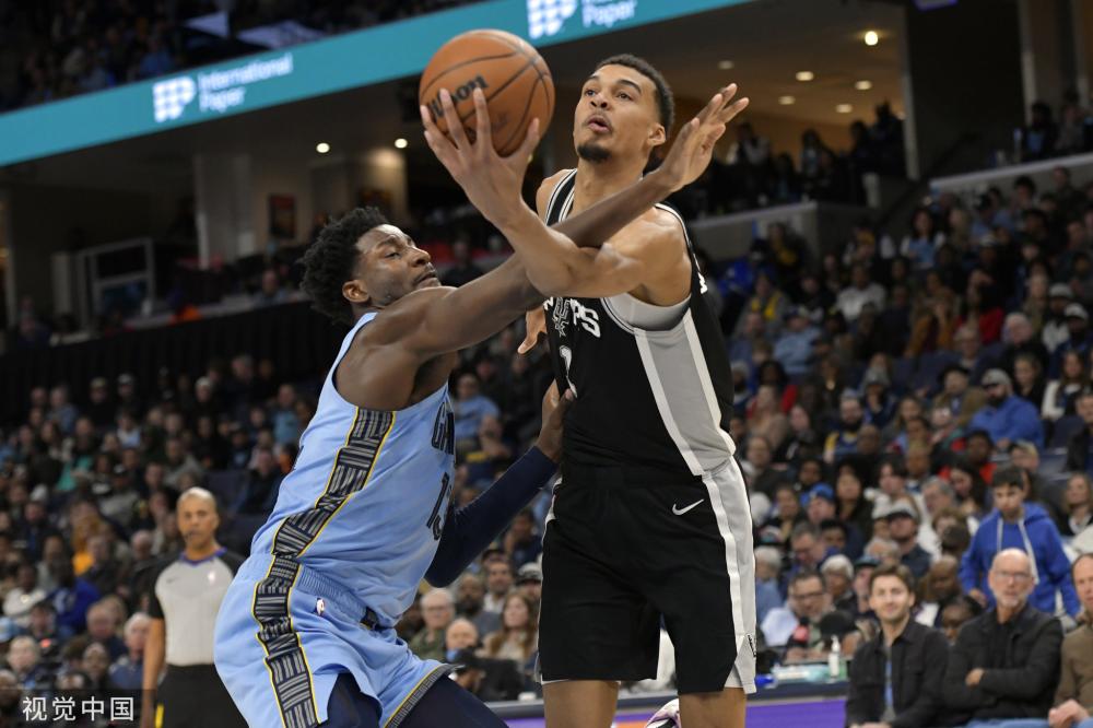 字母哥的缺 字母哥的缺