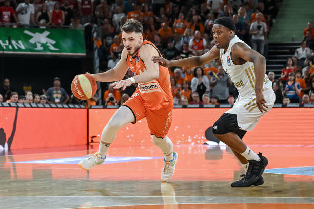 多球迷的关 多球迷的关