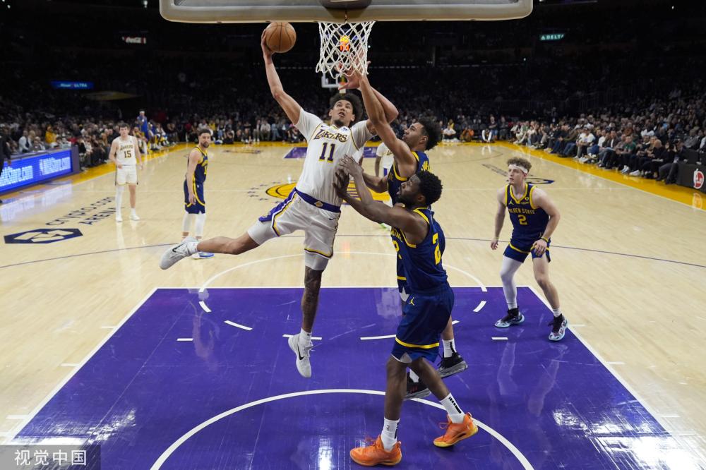 孙颖莎在面 孙颖莎在面