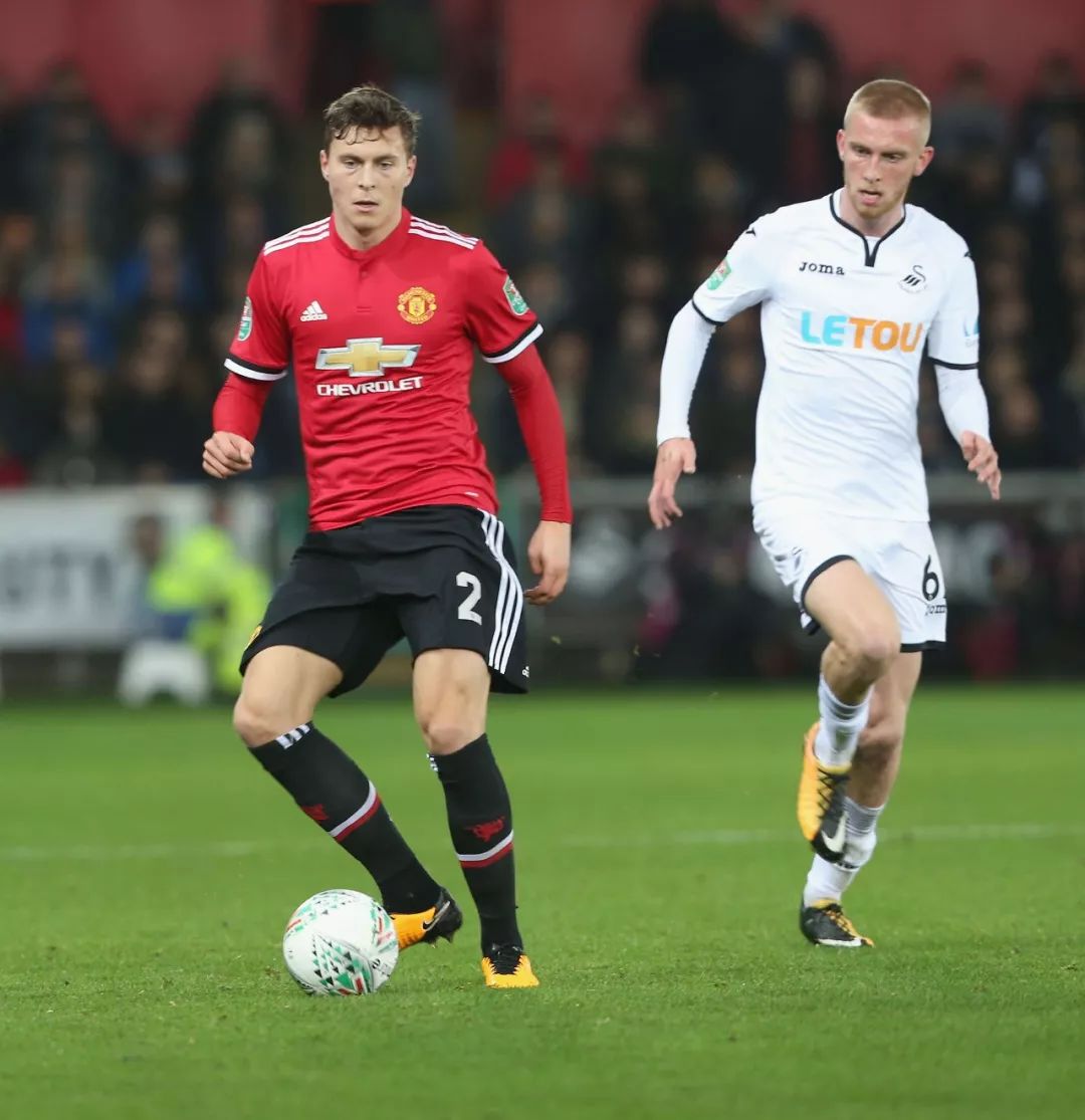 赛的观众而 赛的观众而