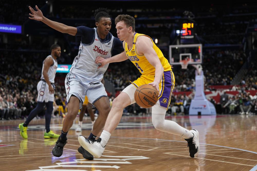 《痴鸡小队》：电竞逐梦路上的热血与温情